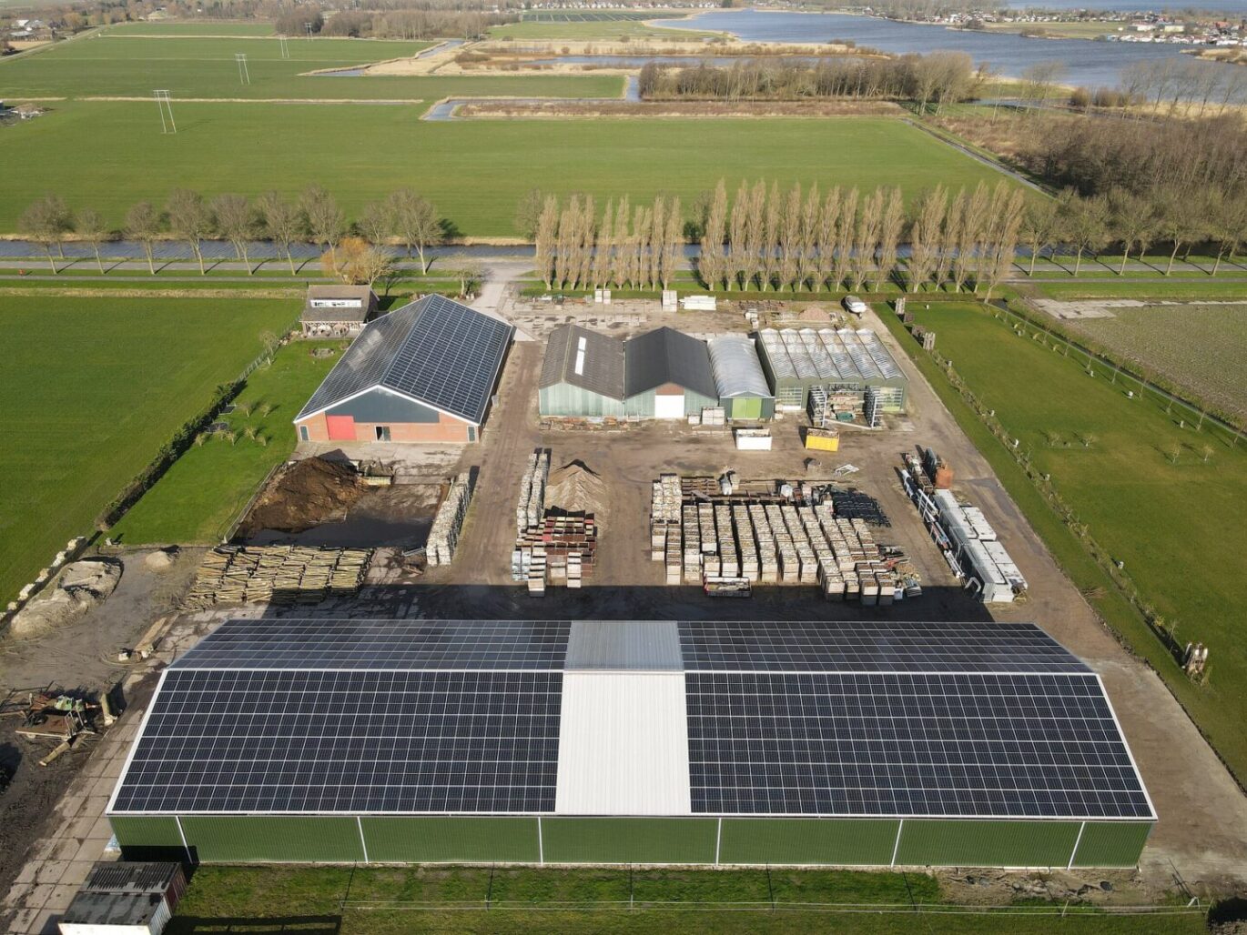 agrarische zonnepaneleninstallatie gerealiseerd door PV-Projecten